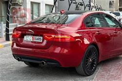 جاكوار XE